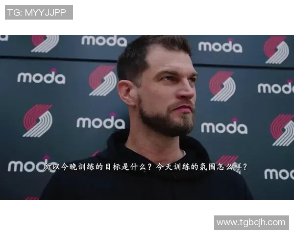 斯普利特：吕佩尔在防守端一直都很积极 进攻端的自信在慢慢提升